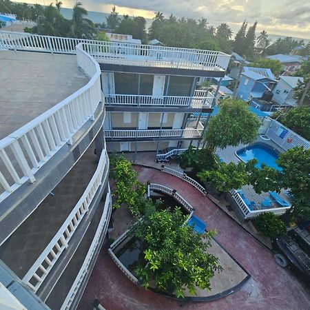 China Town Hotel Caye Caulker Dış mekan fotoğraf