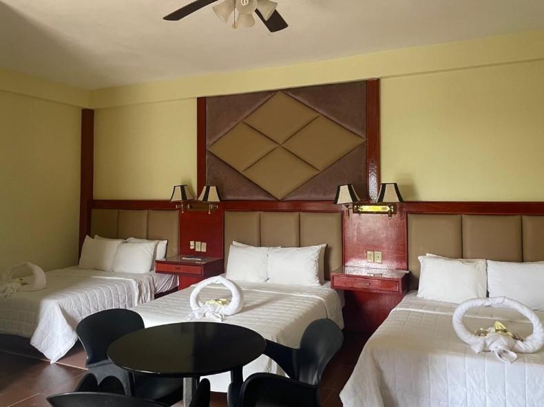 China Town Hotel Caye Caulker Dış mekan fotoğraf